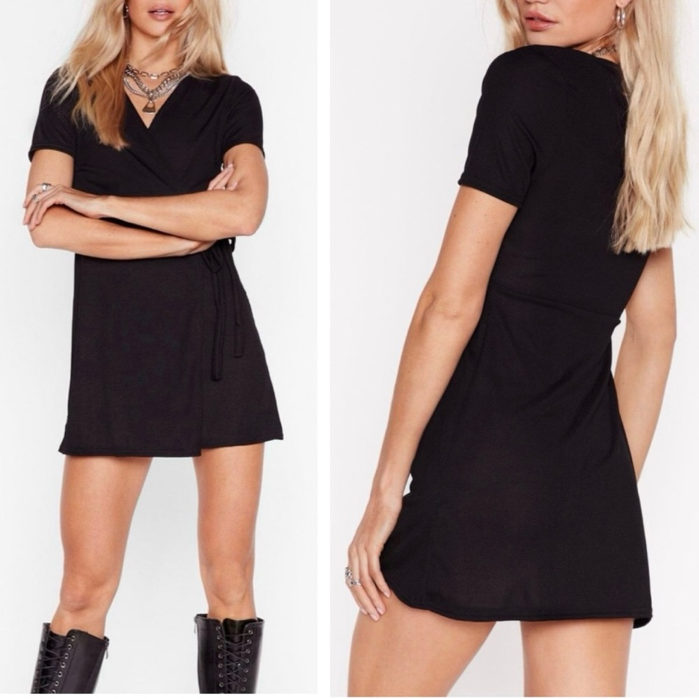 NEW Nasty Gal I Love Wrap & Roll Black Mini Wrap Dress Size 6 V Neck Short